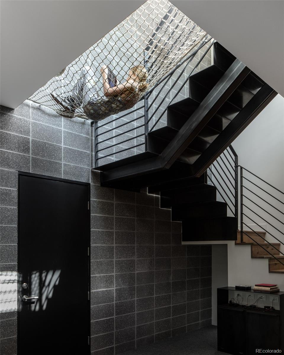 MLS Image #20 for 3011  lawrence street,denver, Colorado