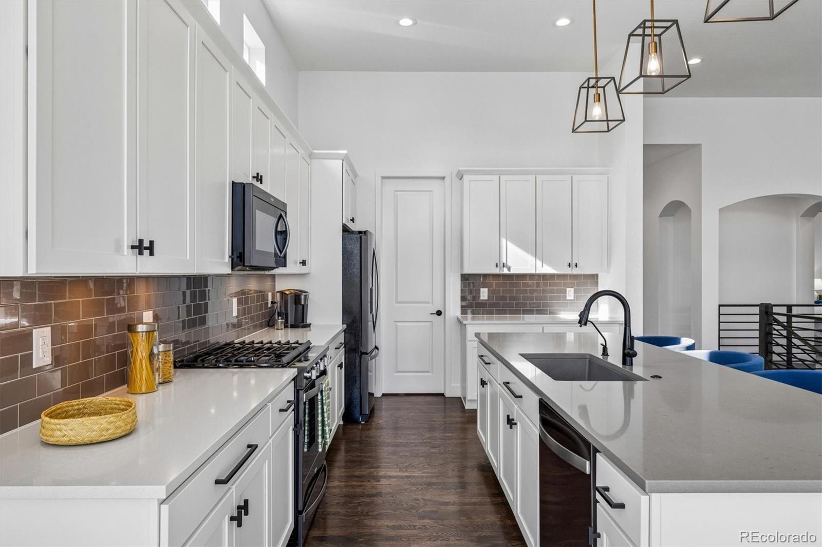 MLS Image #9 for 19056 w 94th avenue,arvada, Colorado