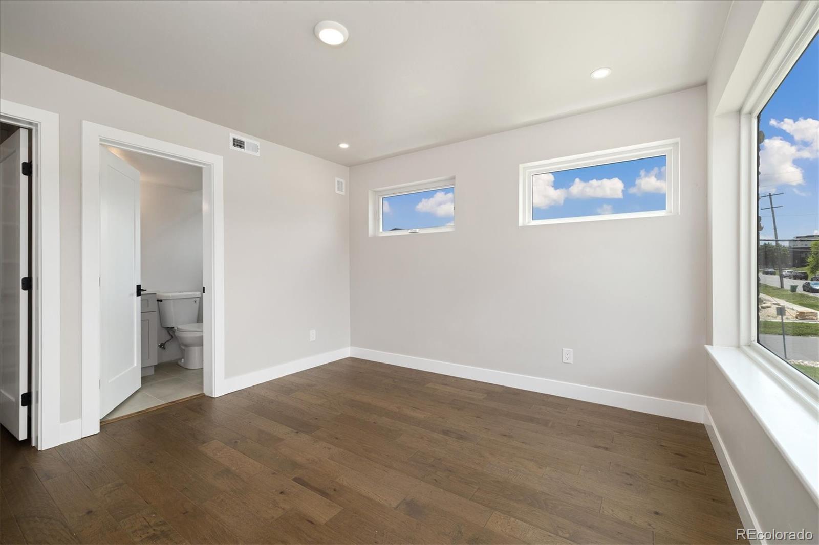 MLS Image #29 for 2010  irving street,denver, Colorado