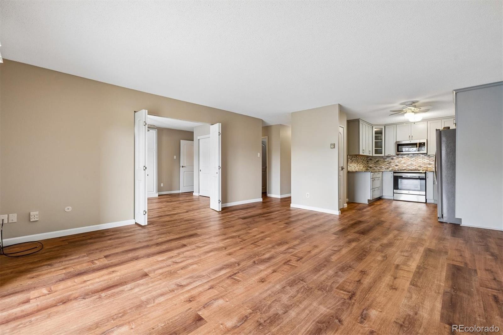 MLS Image #4 for 13618 e bethany place,aurora, Colorado
