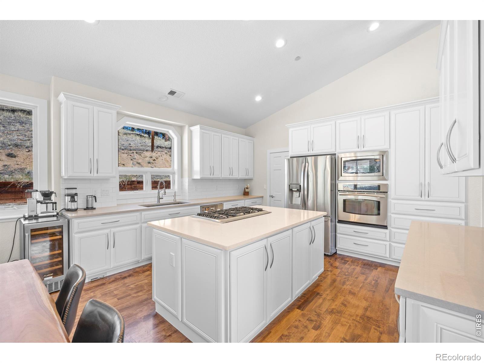 MLS Image #11 for 738  wagonwheel gap road,boulder, Colorado