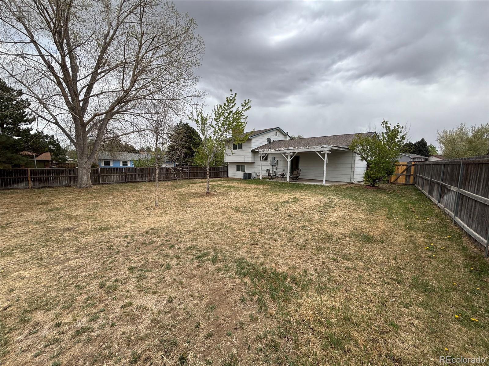 MLS Image #18 for 950 s waco way,aurora, Colorado