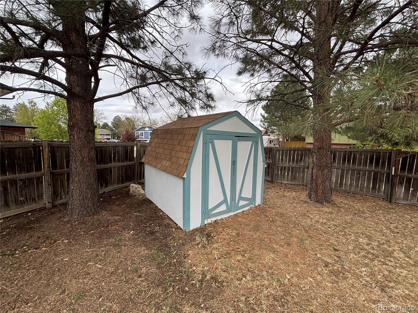MLS Image #20 for 950 s waco way,aurora, Colorado