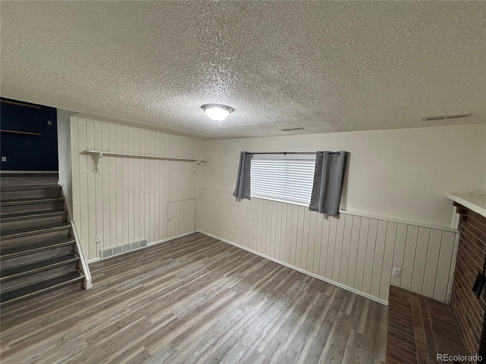 MLS Image #6 for 950 s waco way,aurora, Colorado