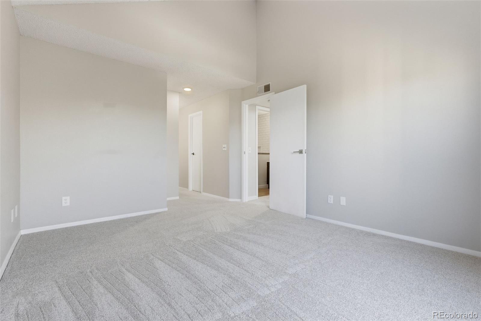 MLS Image #19 for 4760 s wadsworth boulevard,littleton, Colorado