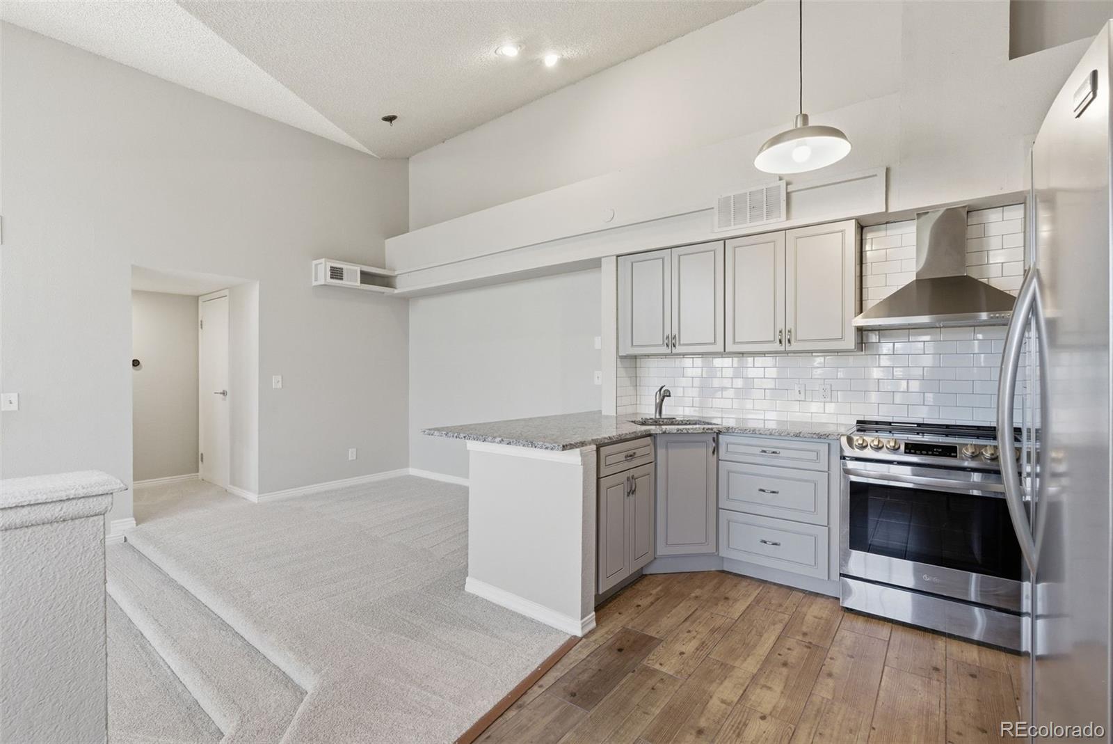 MLS Image #2 for 4760 s wadsworth boulevard,littleton, Colorado