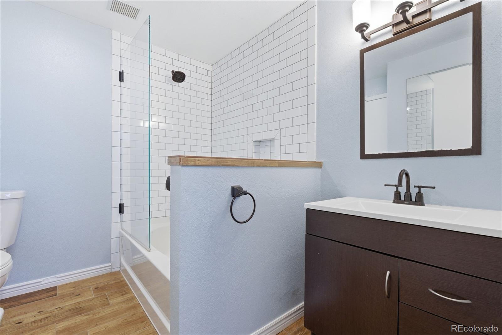 MLS Image #28 for 4760 s wadsworth boulevard,littleton, Colorado