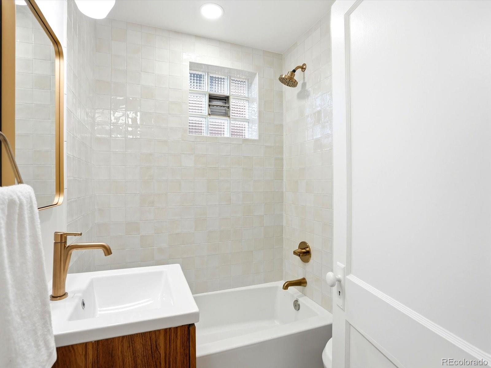 MLS Image #19 for 1020  garfield street,denver, Colorado