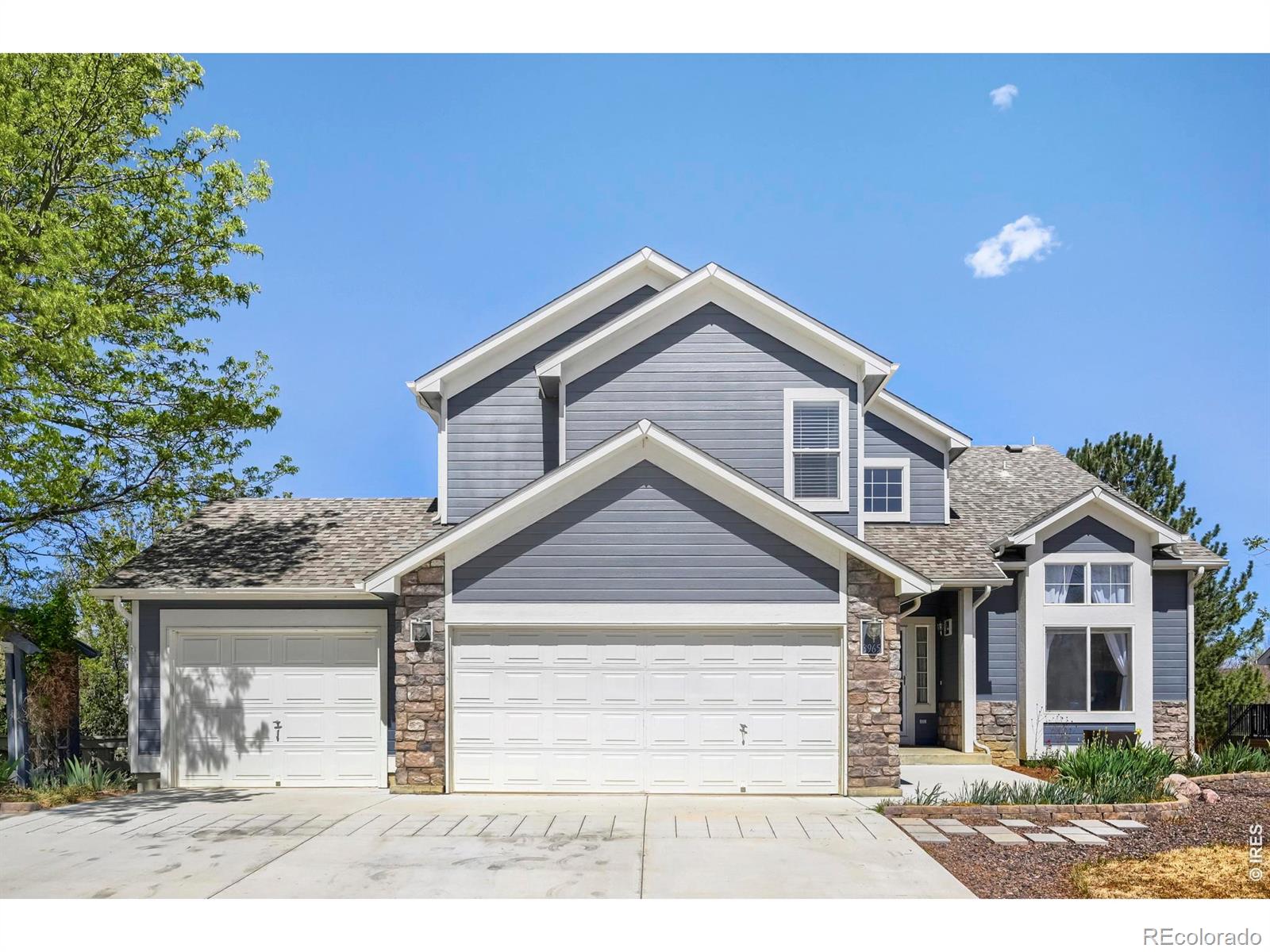 MLS Image #2 for 3965  hawthorne circle,longmont, Colorado