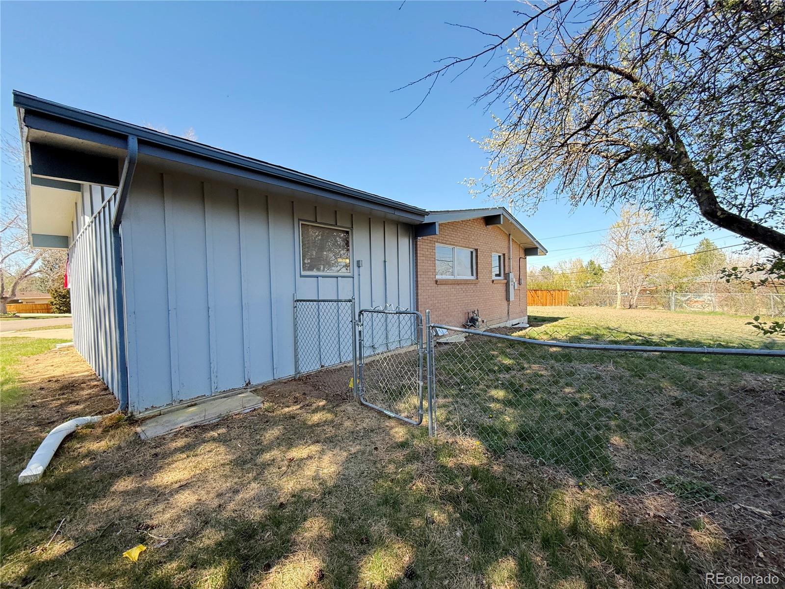 MLS Image #6 for 5674 w chestnut avenue,littleton, Colorado