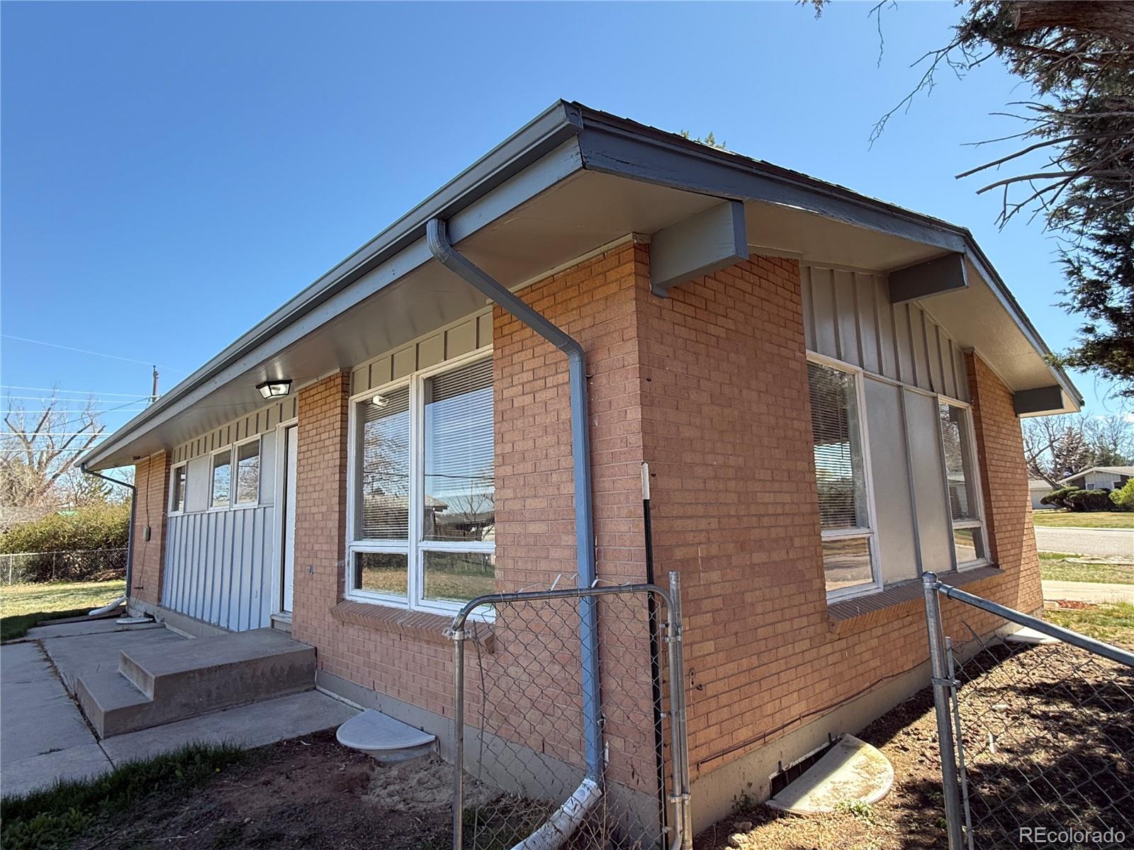 MLS Image #9 for 5674 w chestnut avenue,littleton, Colorado