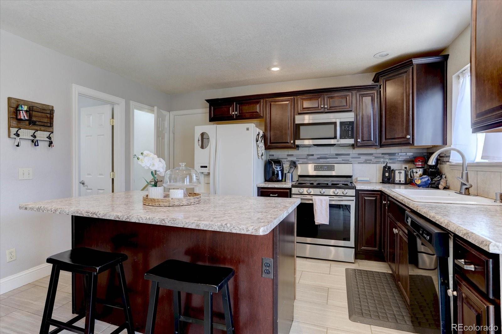MLS Image #10 for 19609  rosewood court,parker, Colorado