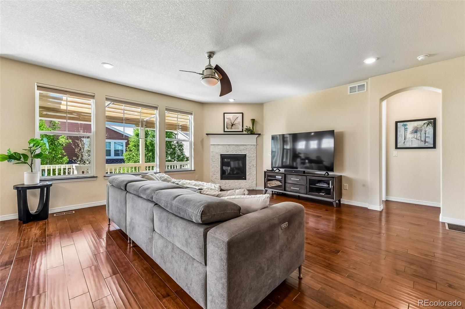 MLS Image #14 for 5484 e 140th drive,thornton, Colorado