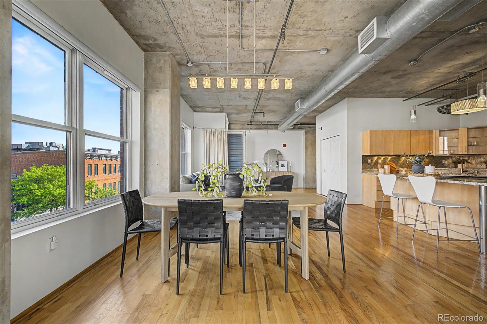 MLS Image #4 for 1499  blake street,denver, Colorado