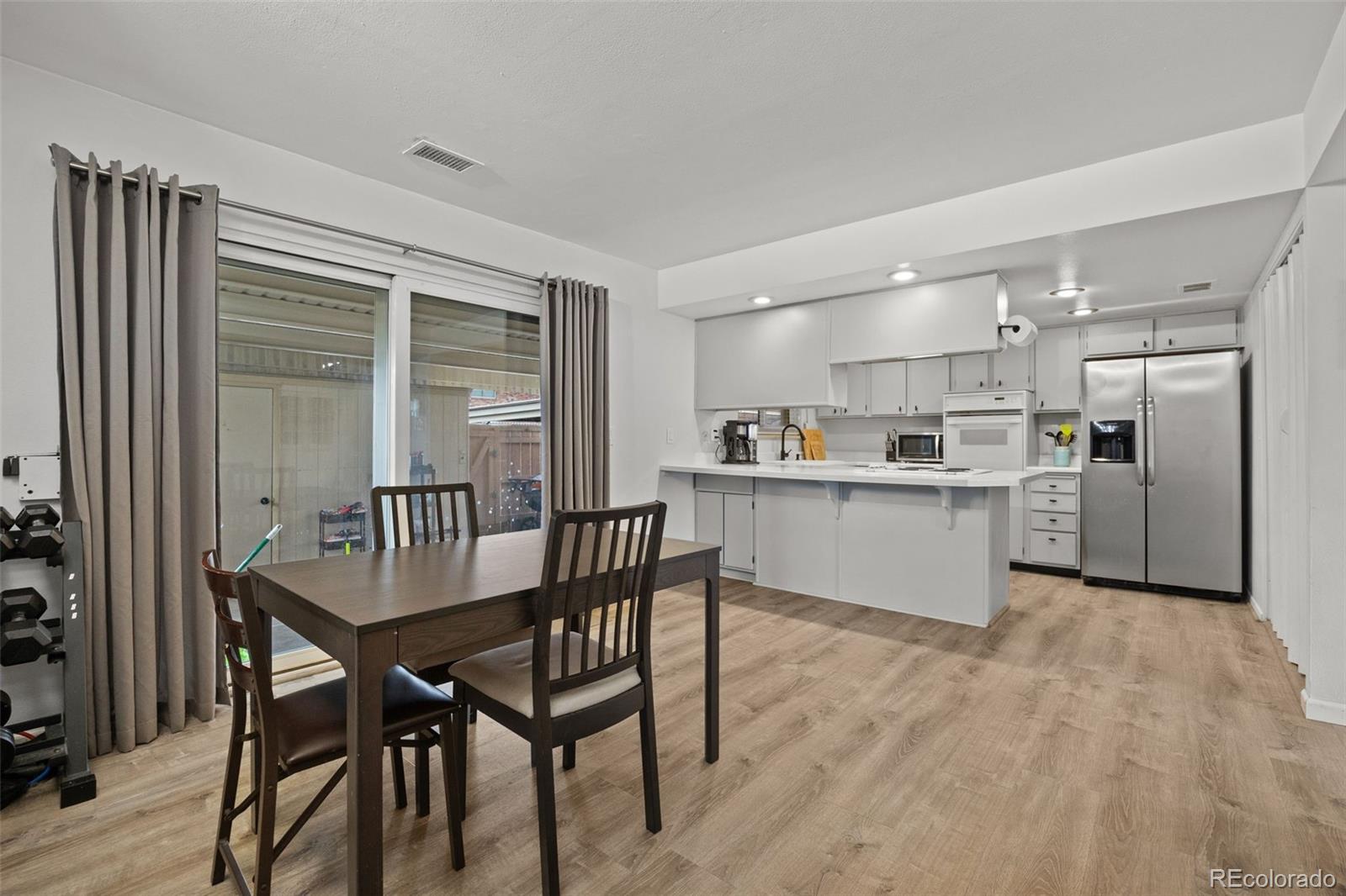 MLS Image #6 for 9239 e nassau avenue,denver, Colorado