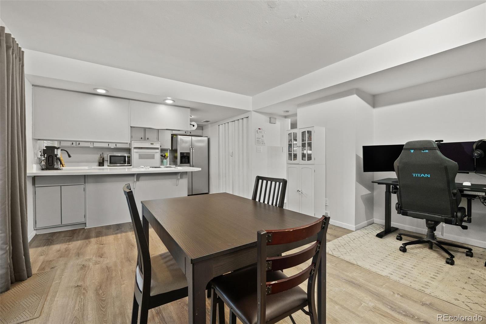 MLS Image #7 for 9239 e nassau avenue,denver, Colorado