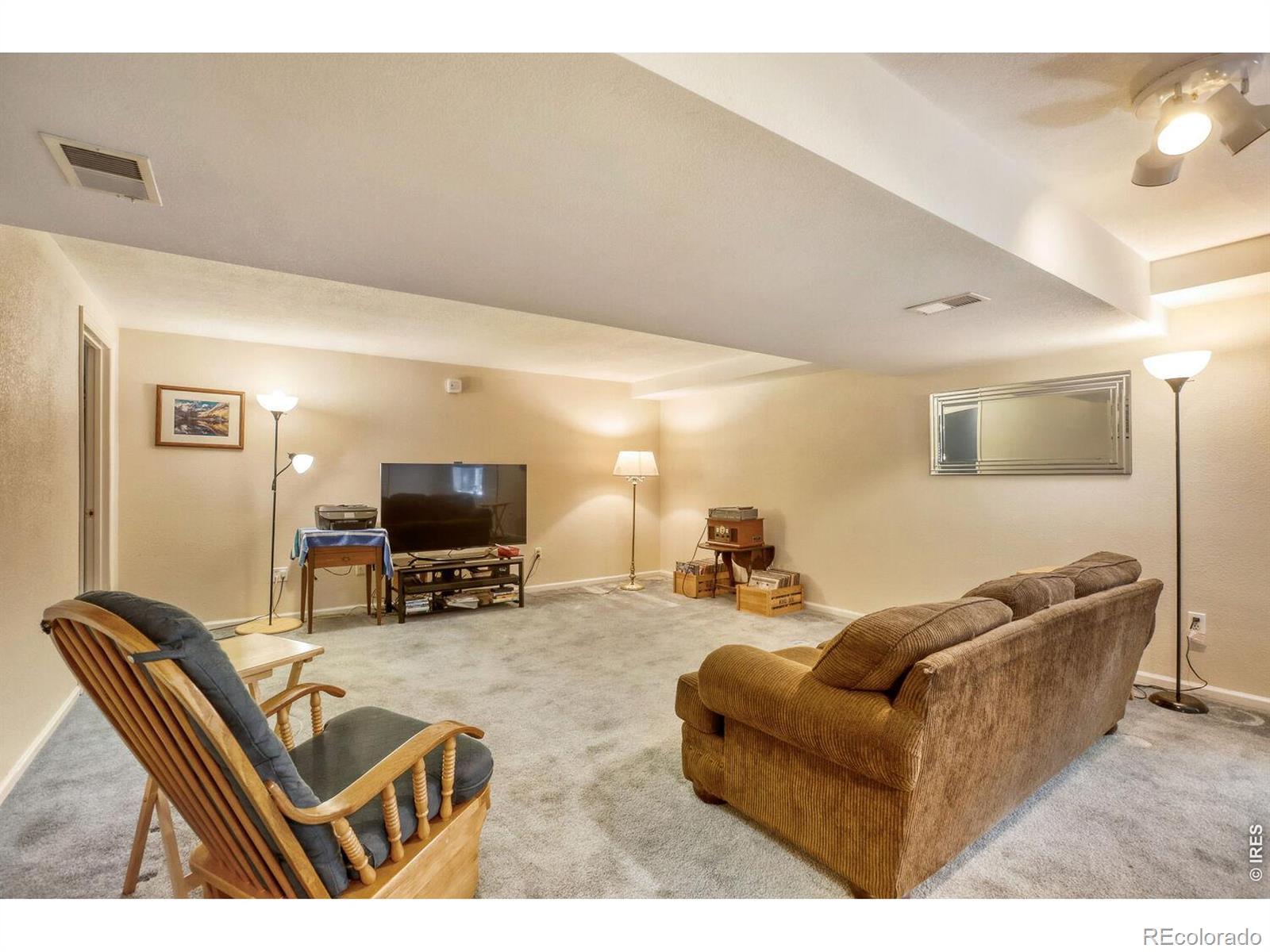 MLS Image #22 for 964  welch avenue,berthoud, Colorado