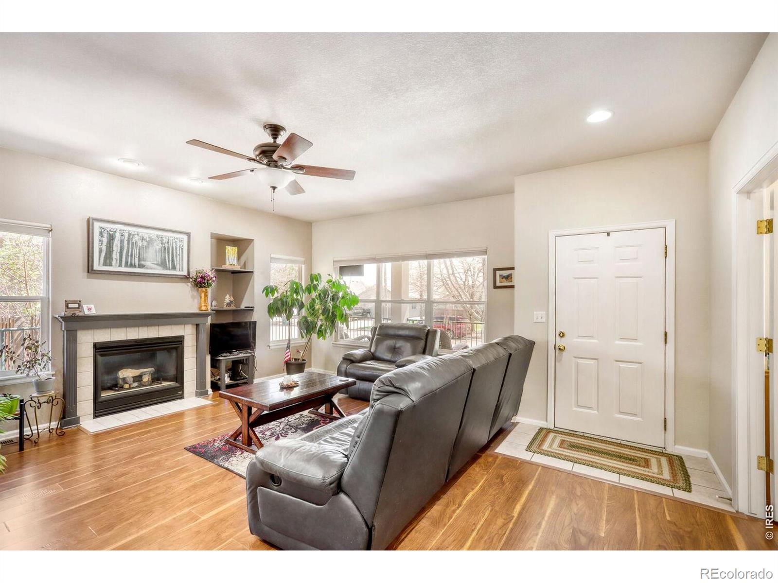 MLS Image #4 for 964  welch avenue,berthoud, Colorado