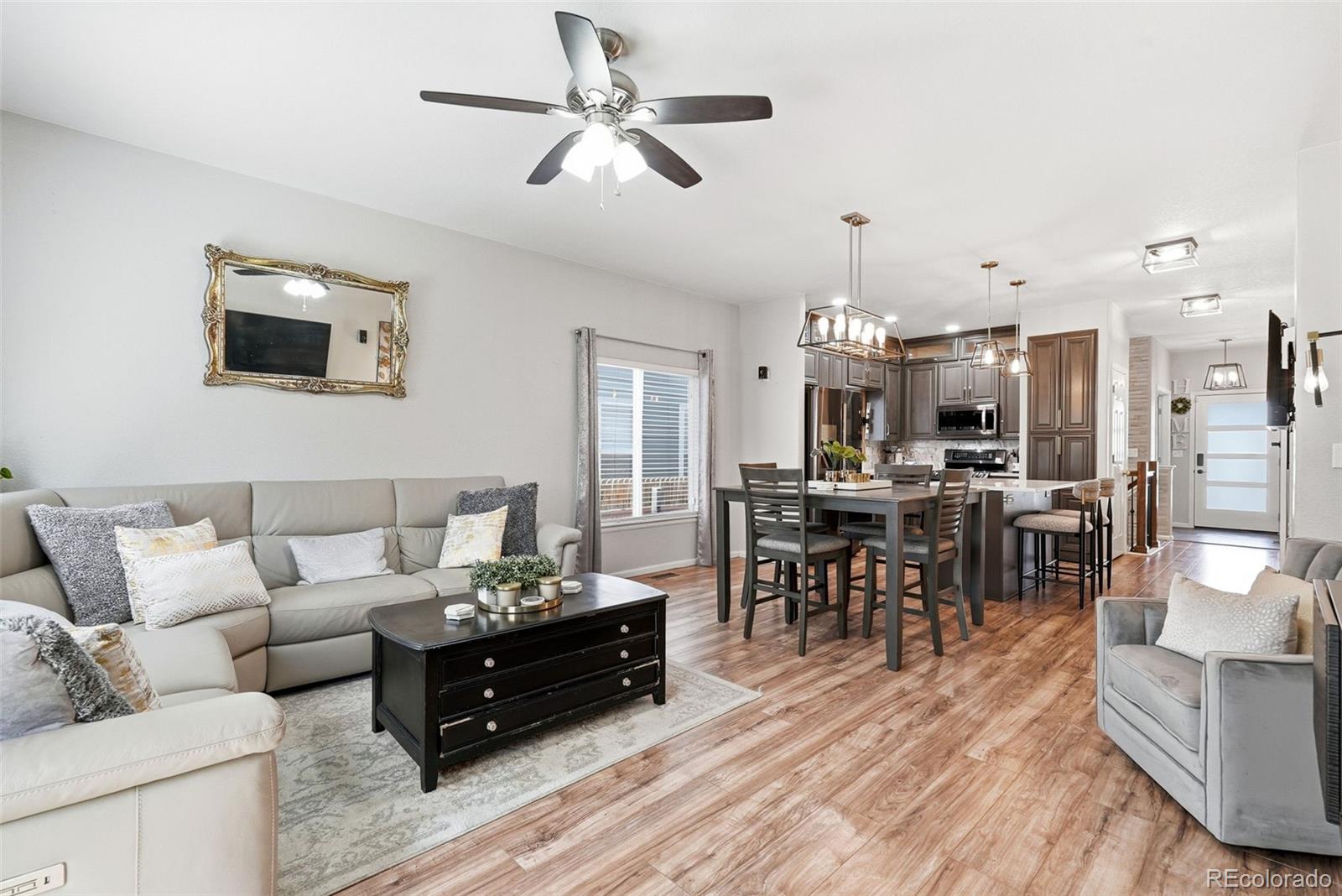 MLS Image #11 for 20982 e 40th place,denver, Colorado