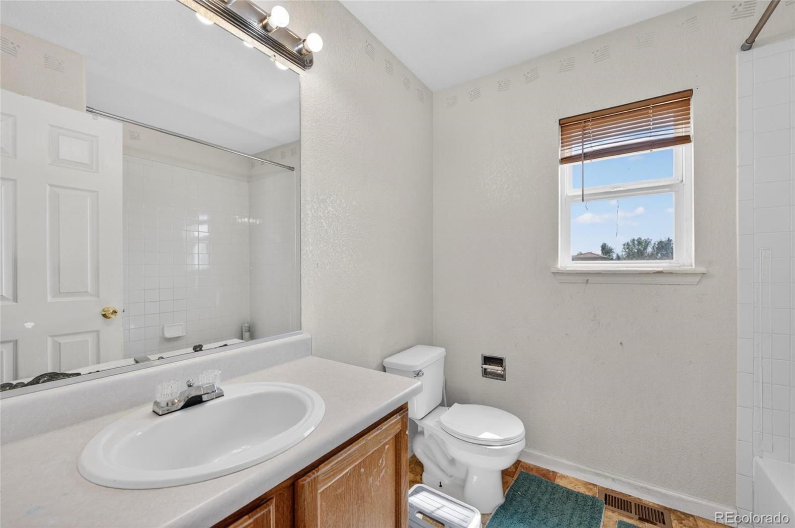 MLS Image #11 for 4515  gibraltar street,denver, Colorado