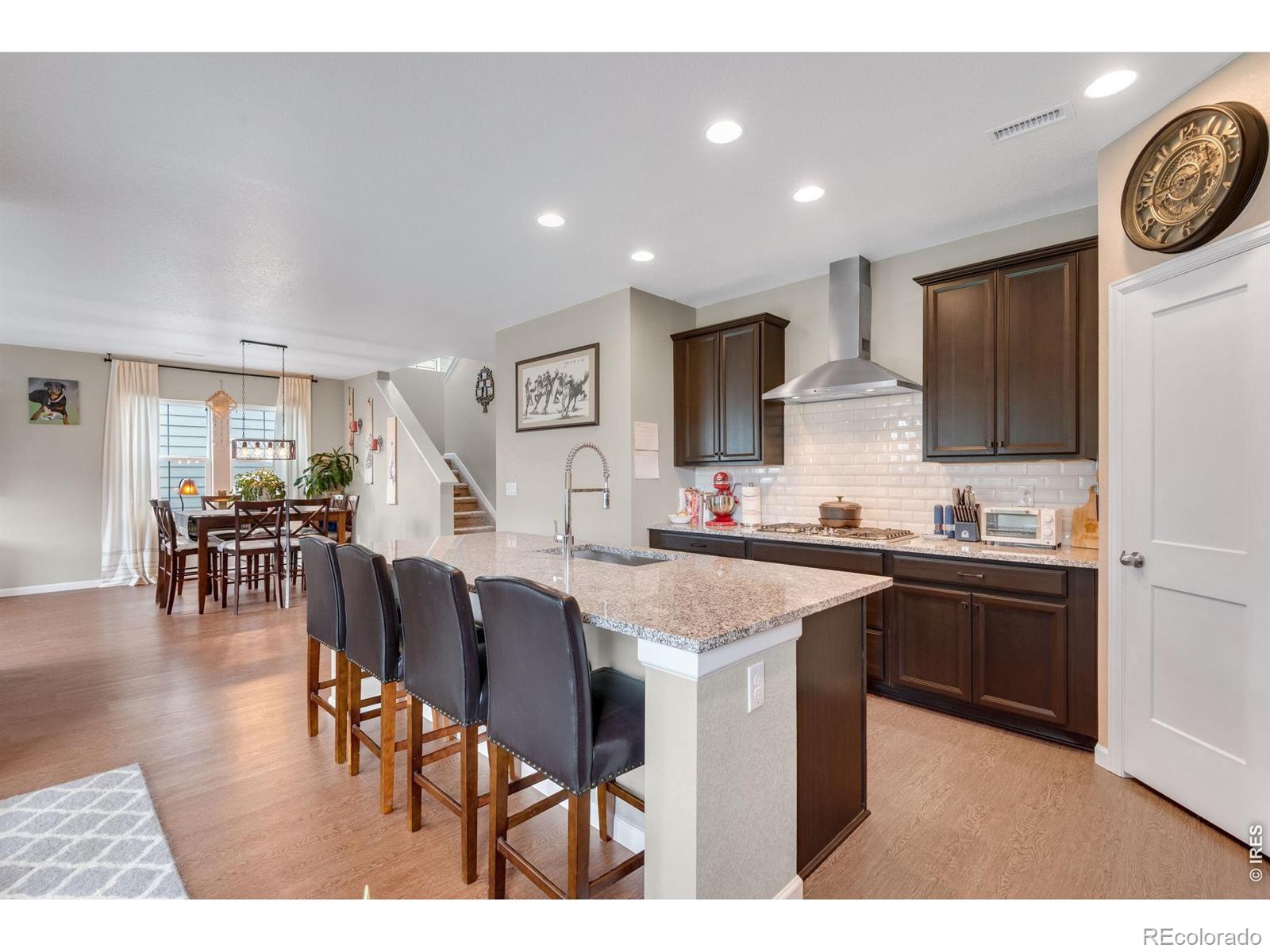 MLS Image #18 for 27890 e 7th place,aurora, Colorado