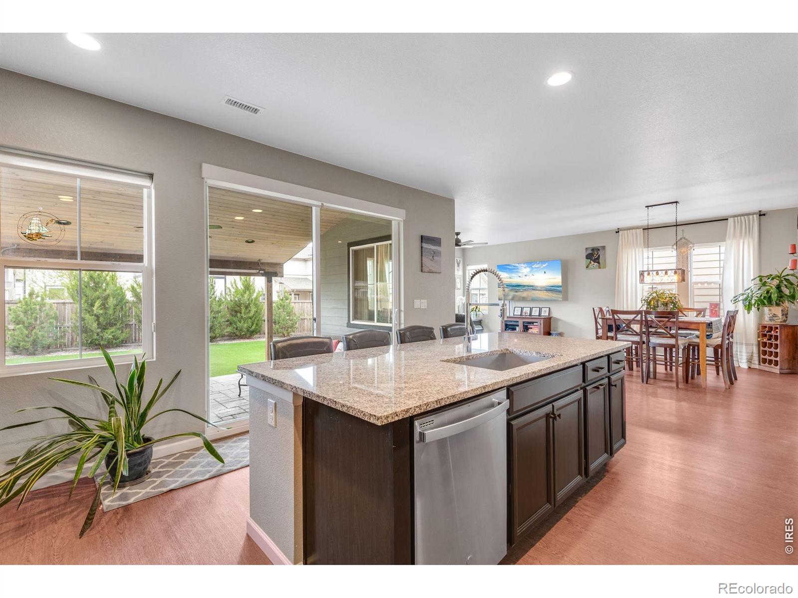 MLS Image #19 for 27890 e 7th place,aurora, Colorado