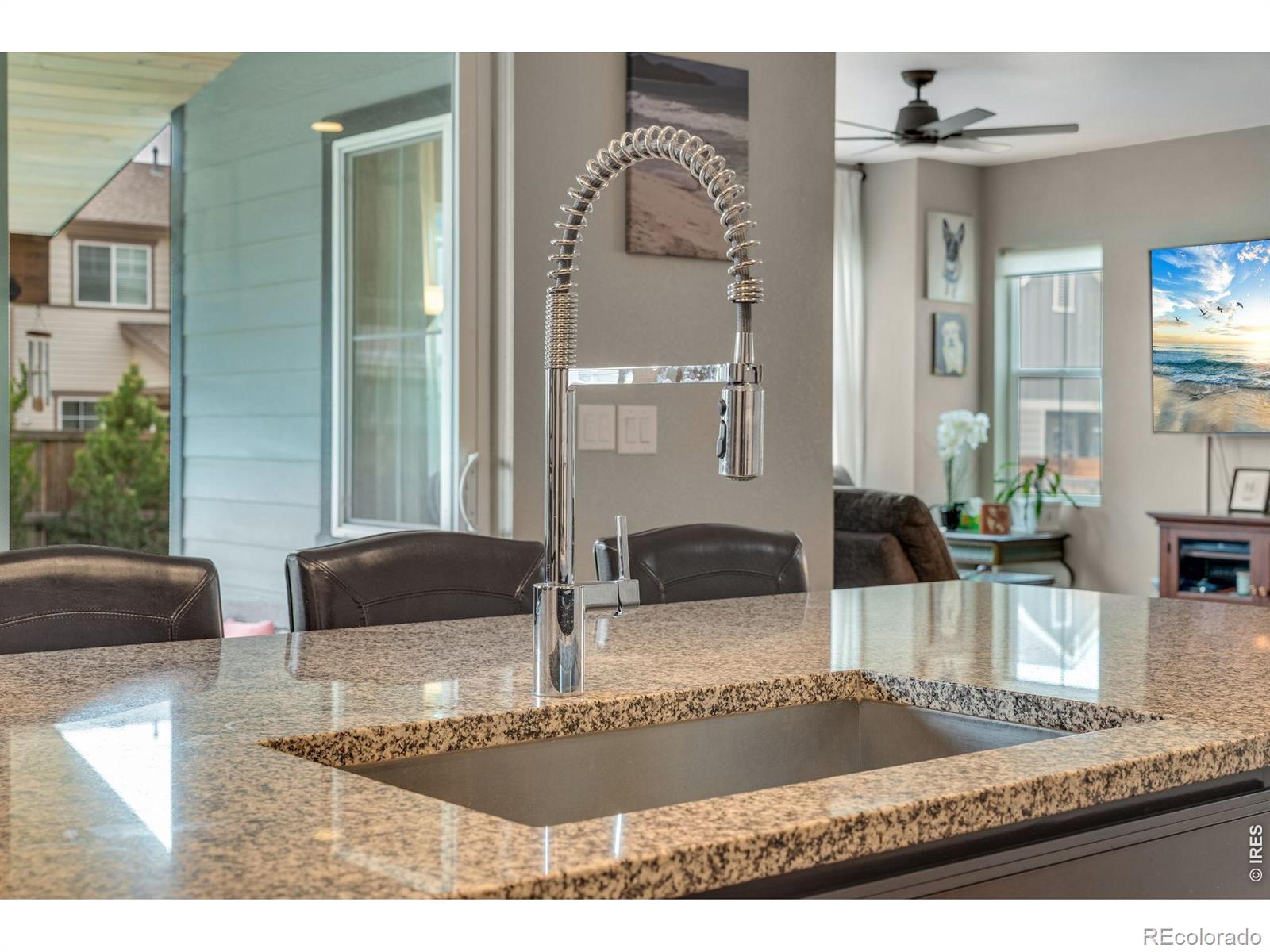 MLS Image #21 for 27890 e 7th place,aurora, Colorado