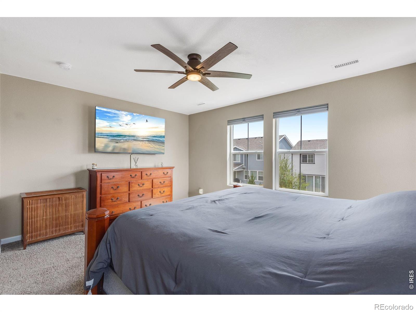 MLS Image #25 for 27890 e 7th place,aurora, Colorado