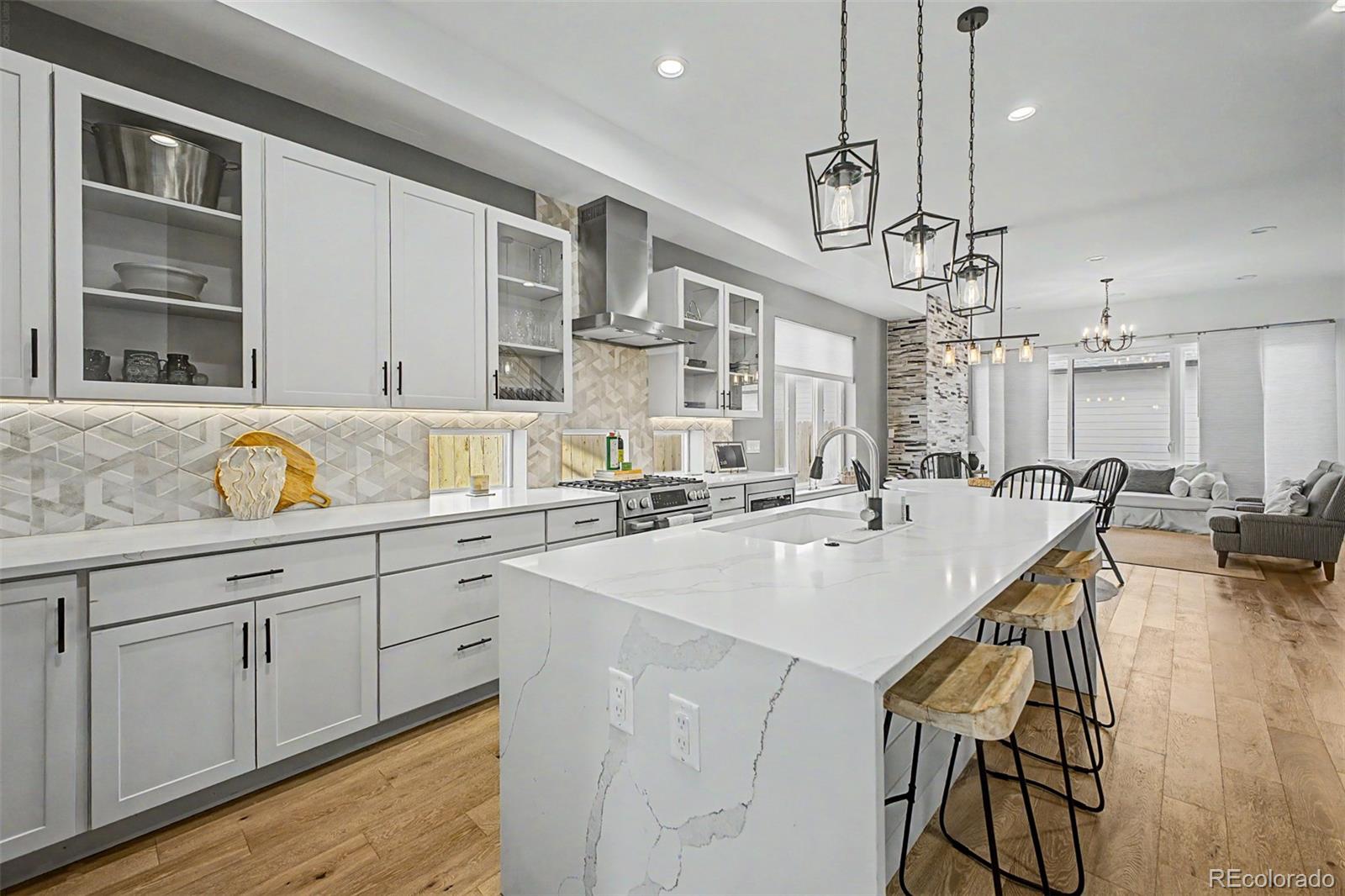 MLS Image #0 for 8 s colorado boulevard,denver, Colorado