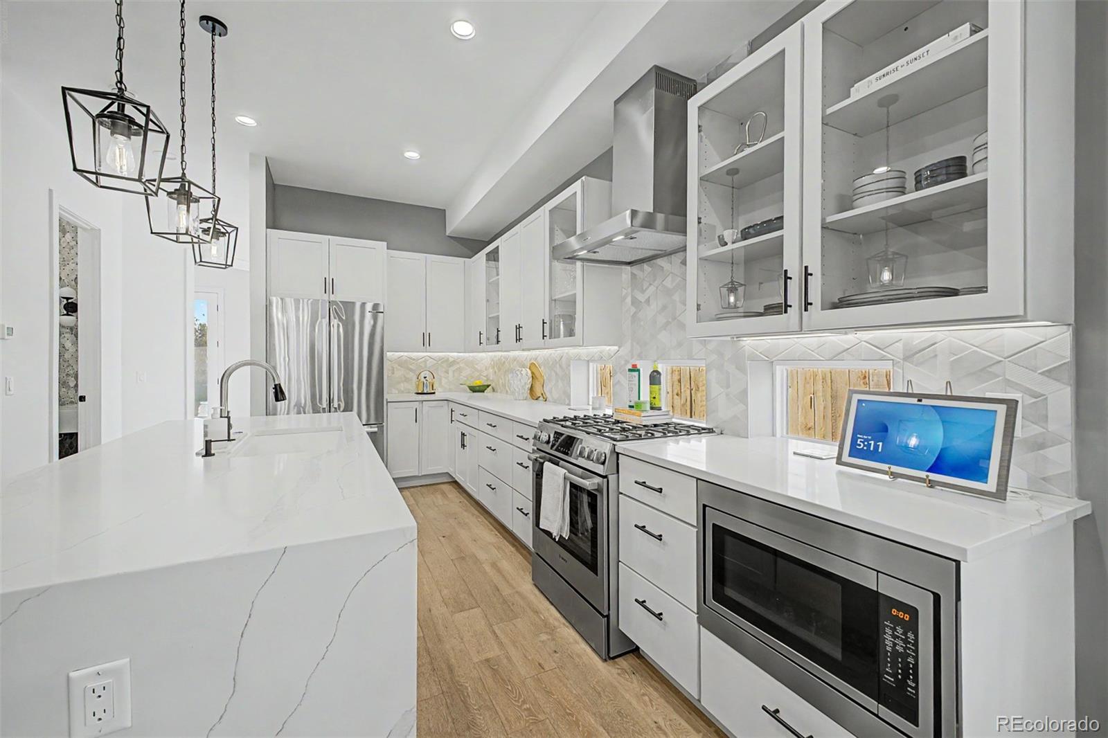 MLS Image #2 for 8 s colorado boulevard,denver, Colorado