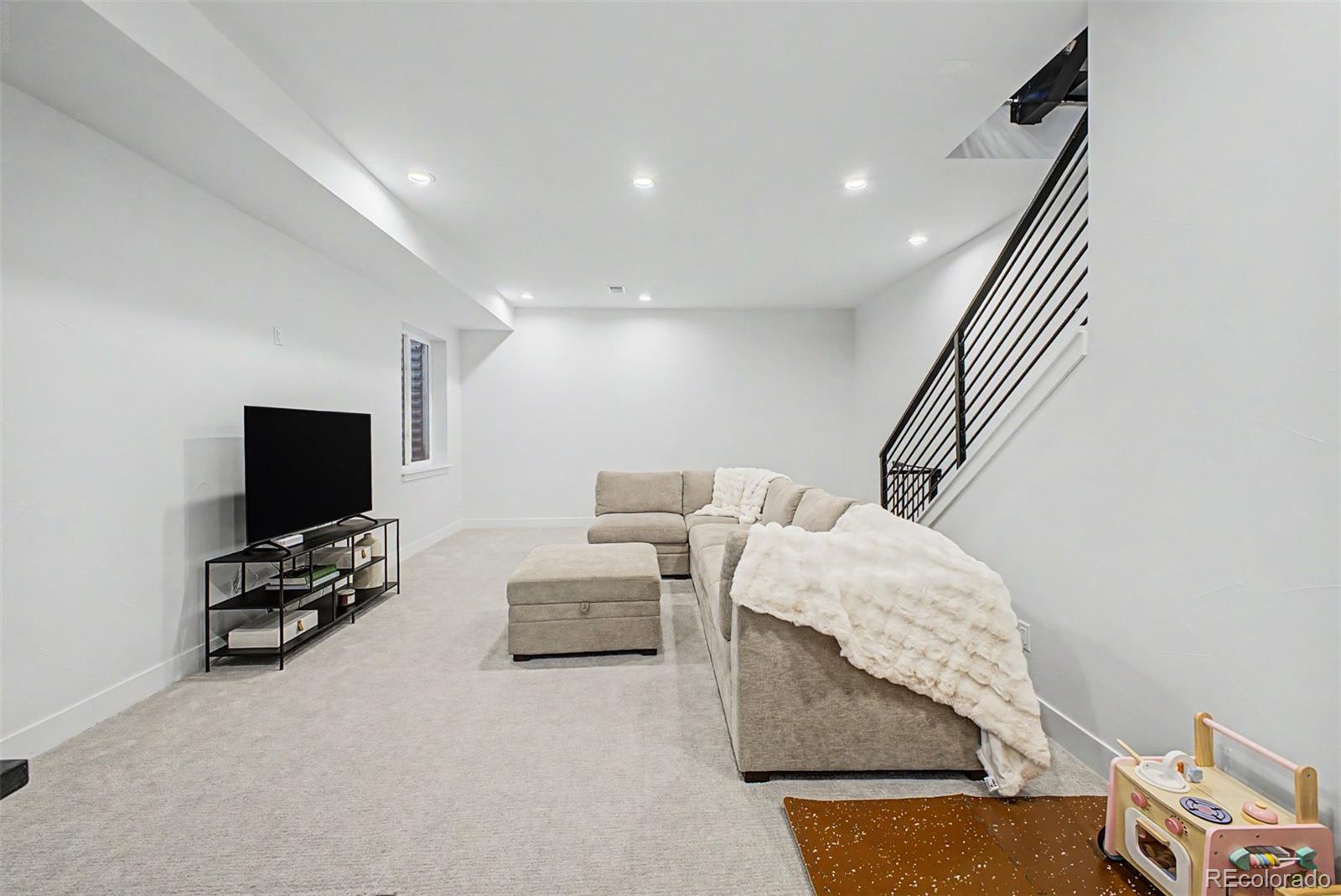 MLS Image #25 for 8 s colorado boulevard,denver, Colorado