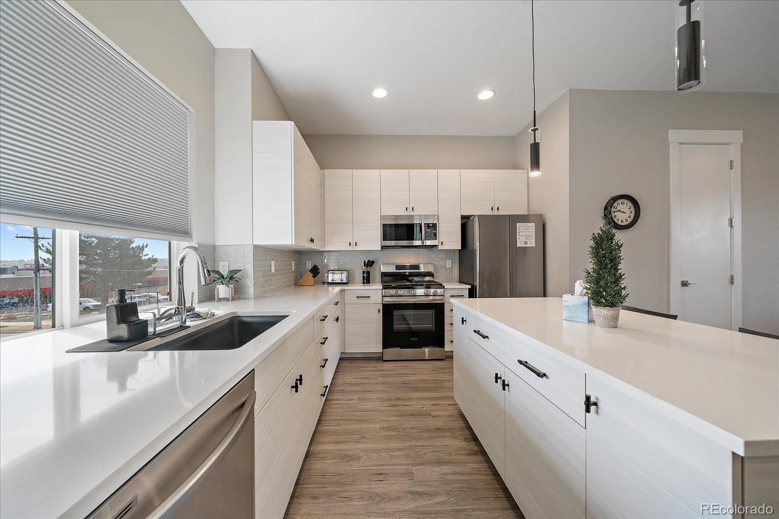 MLS Image #12 for 6005  benton street,arvada, Colorado