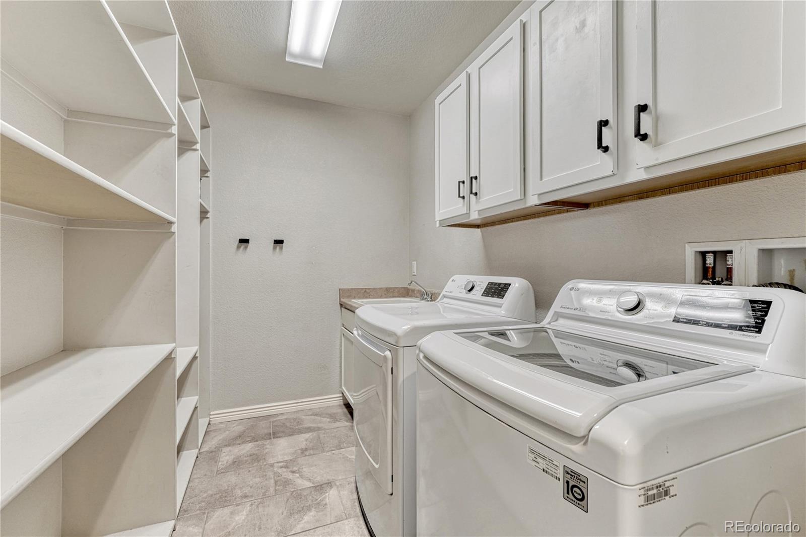 MLS Image #18 for 3810  amber sun circle,castle rock, Colorado