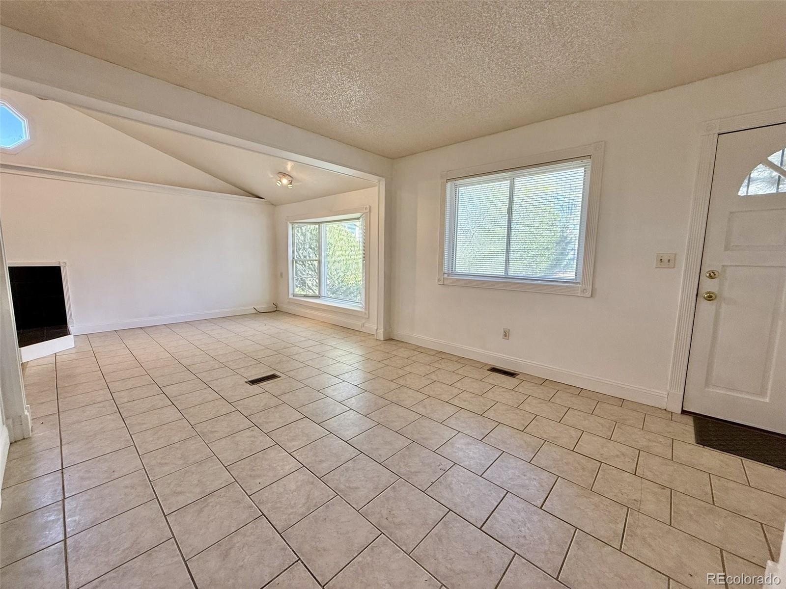 MLS Image #2 for 1865 s ivory court,aurora, Colorado