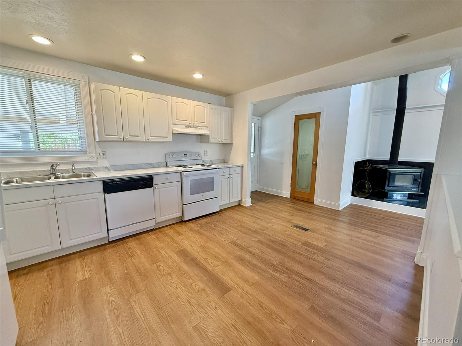 MLS Image #6 for 1865 s ivory court,aurora, Colorado