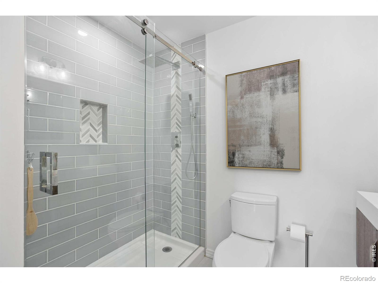 MLS Image #17 for 1641 n washington street d,denver, Colorado