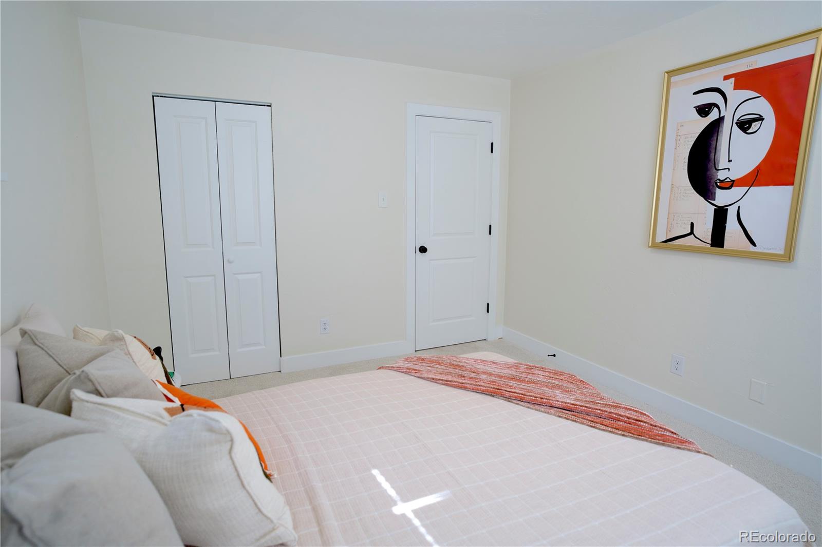 MLS Image #15 for 647 s jasmine way,denver, Colorado