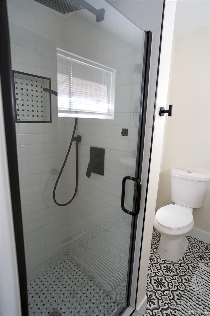 MLS Image #17 for 647 s jasmine way,denver, Colorado