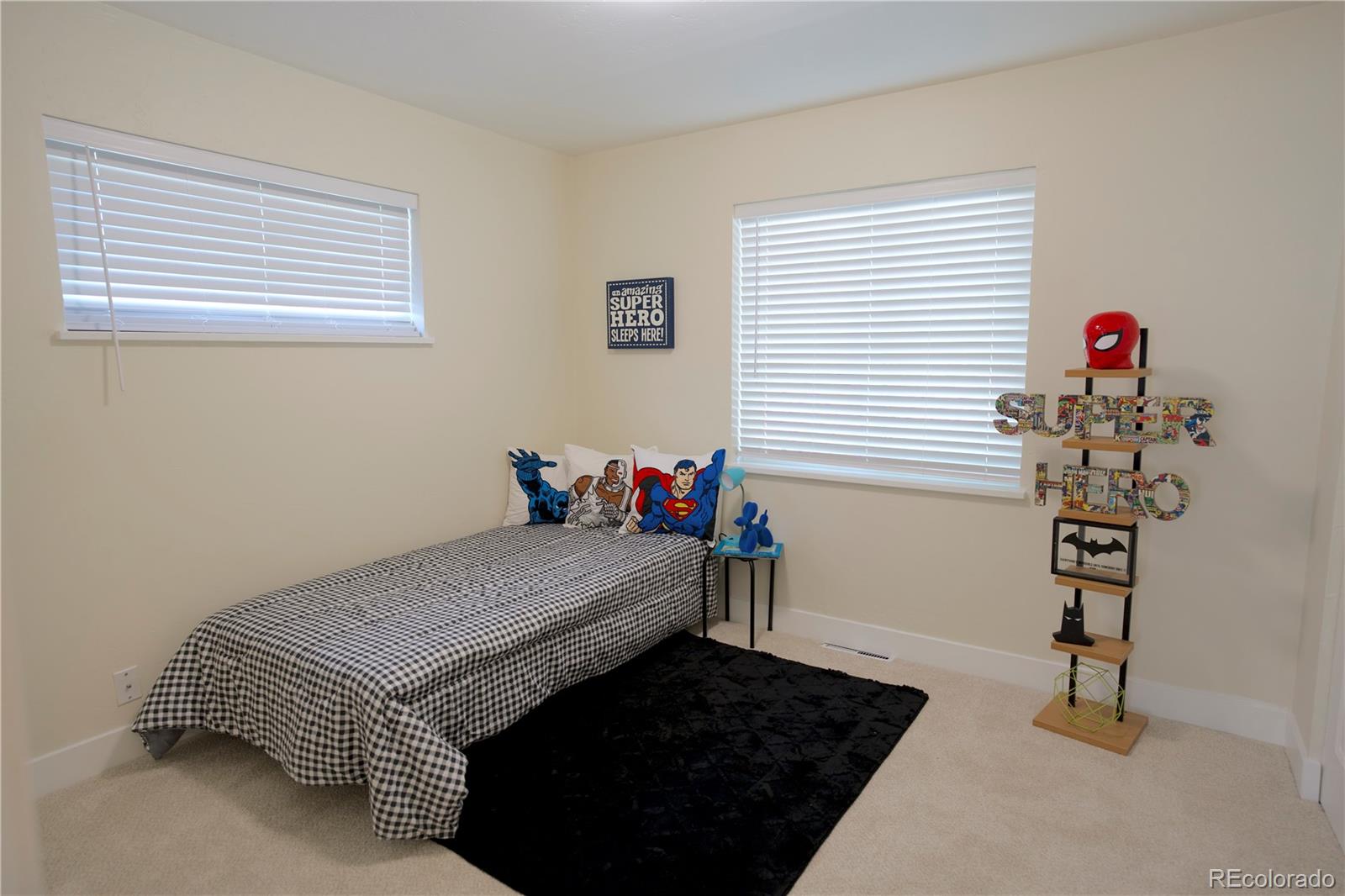 MLS Image #22 for 647 s jasmine way,denver, Colorado