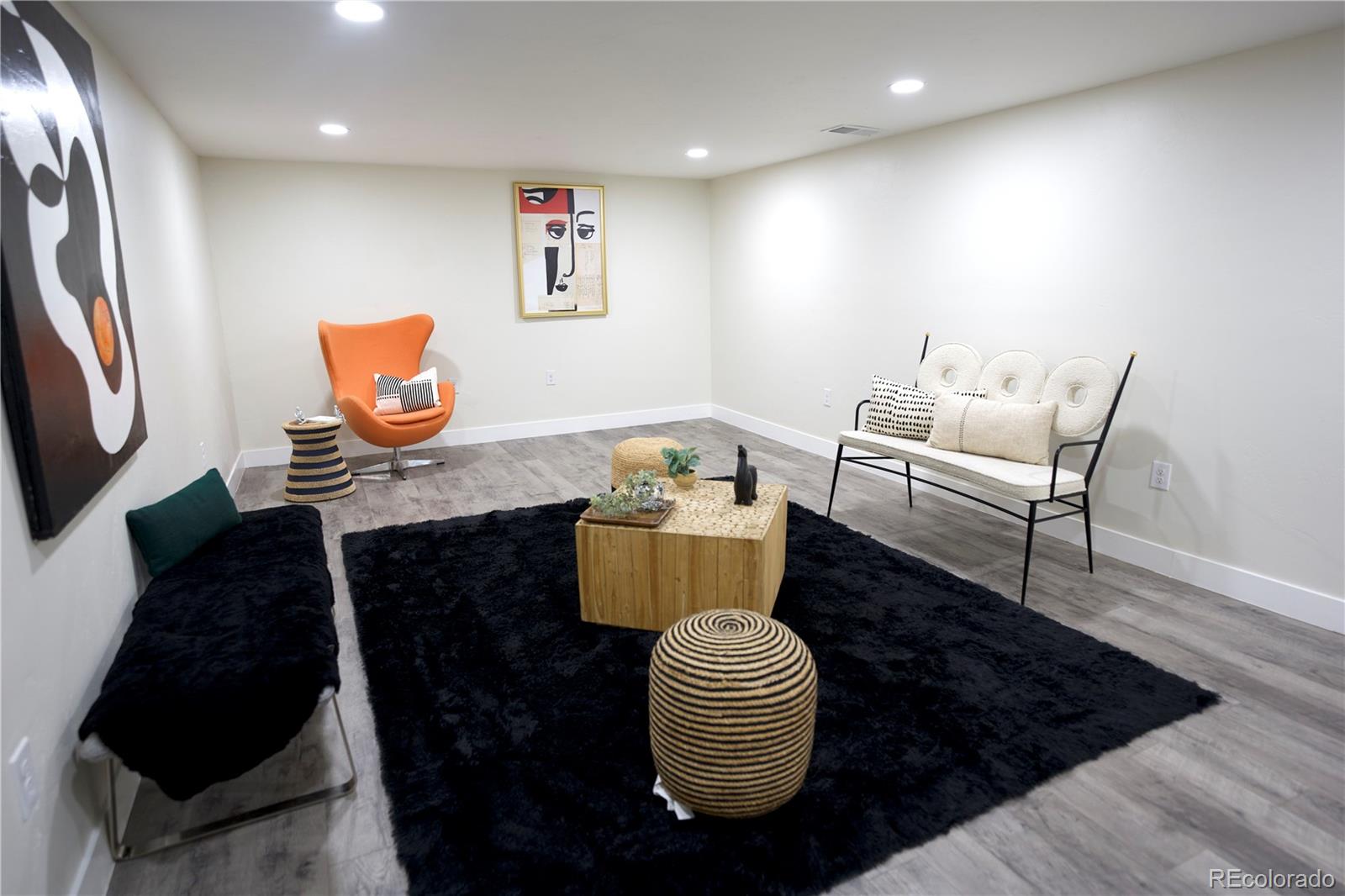 MLS Image #25 for 647 s jasmine way,denver, Colorado