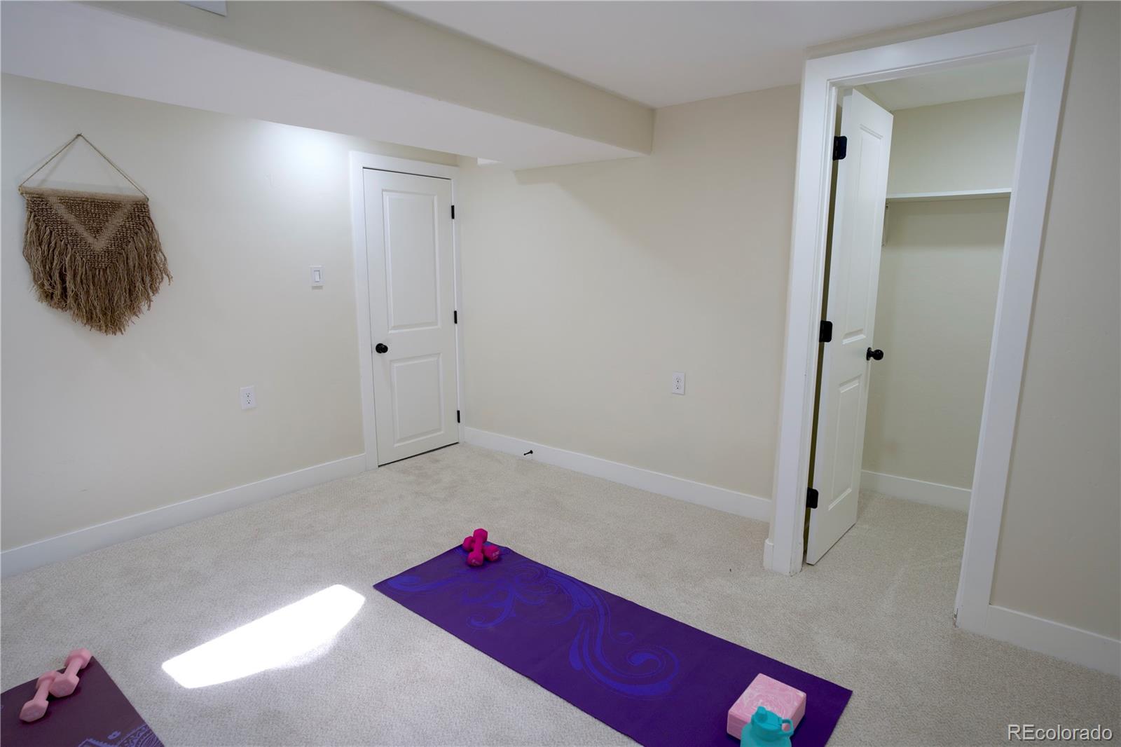 MLS Image #32 for 647 s jasmine way,denver, Colorado
