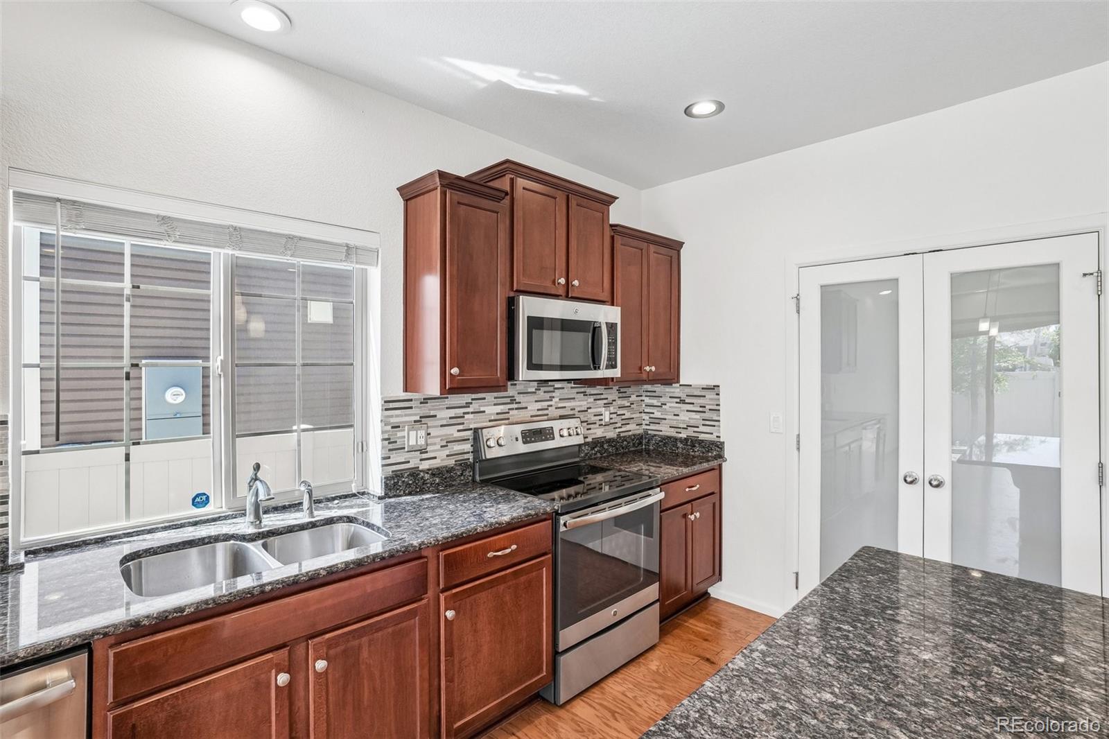 MLS Image #10 for 4466  telluride court,denver, Colorado