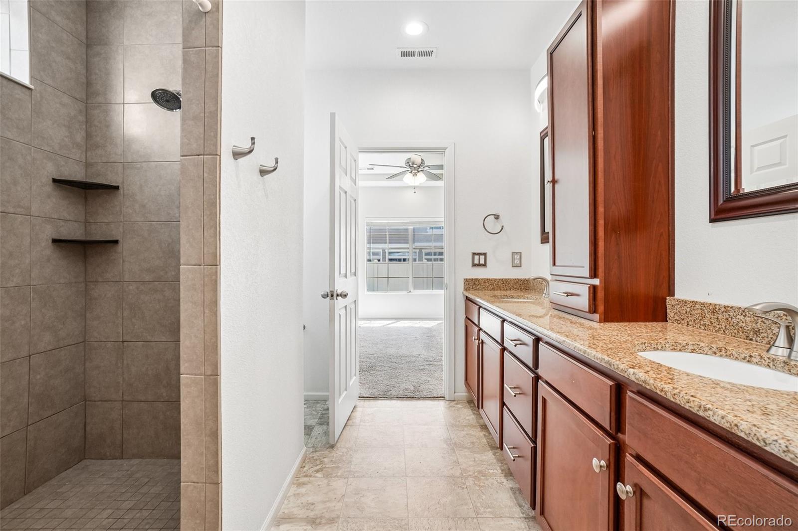 MLS Image #16 for 4466  telluride court,denver, Colorado