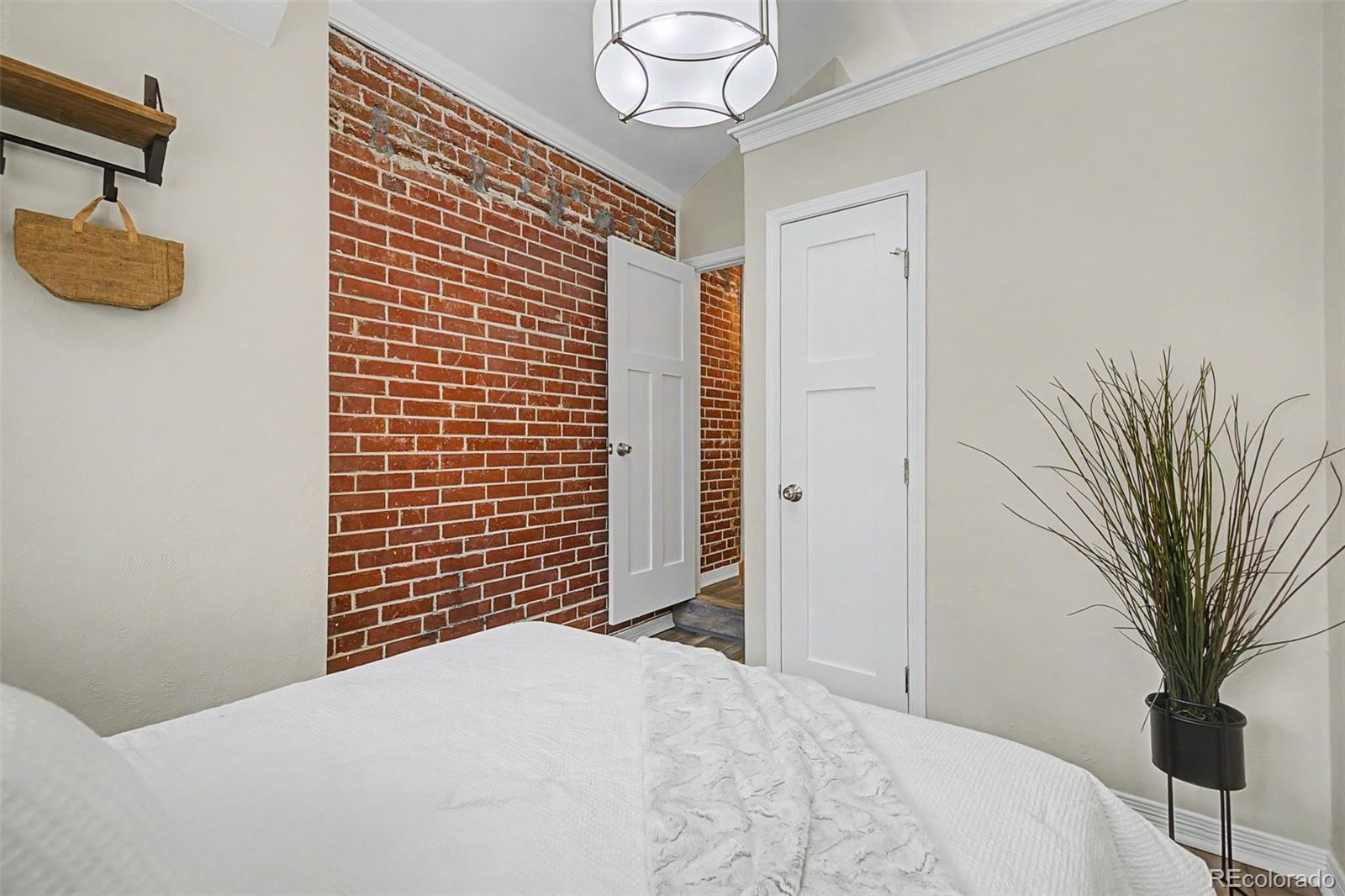 MLS Image #23 for 630 n jersey street,denver, Colorado