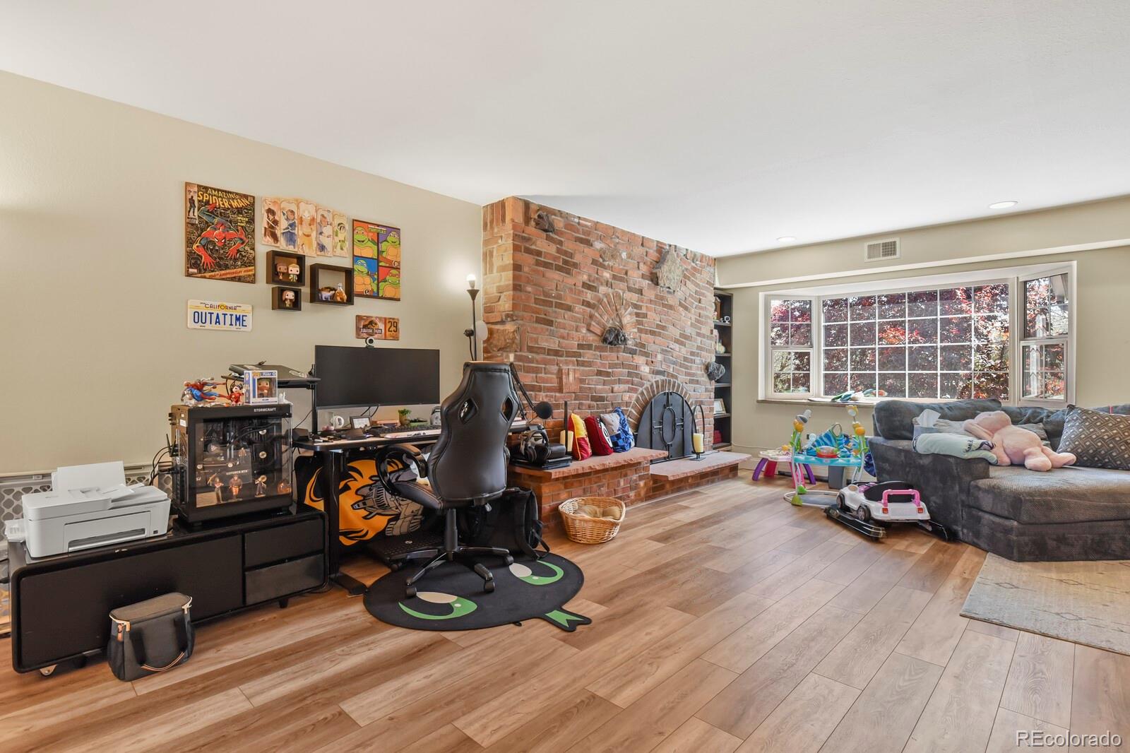 MLS Image #10 for 5751 e ithaca place 4,denver, Colorado