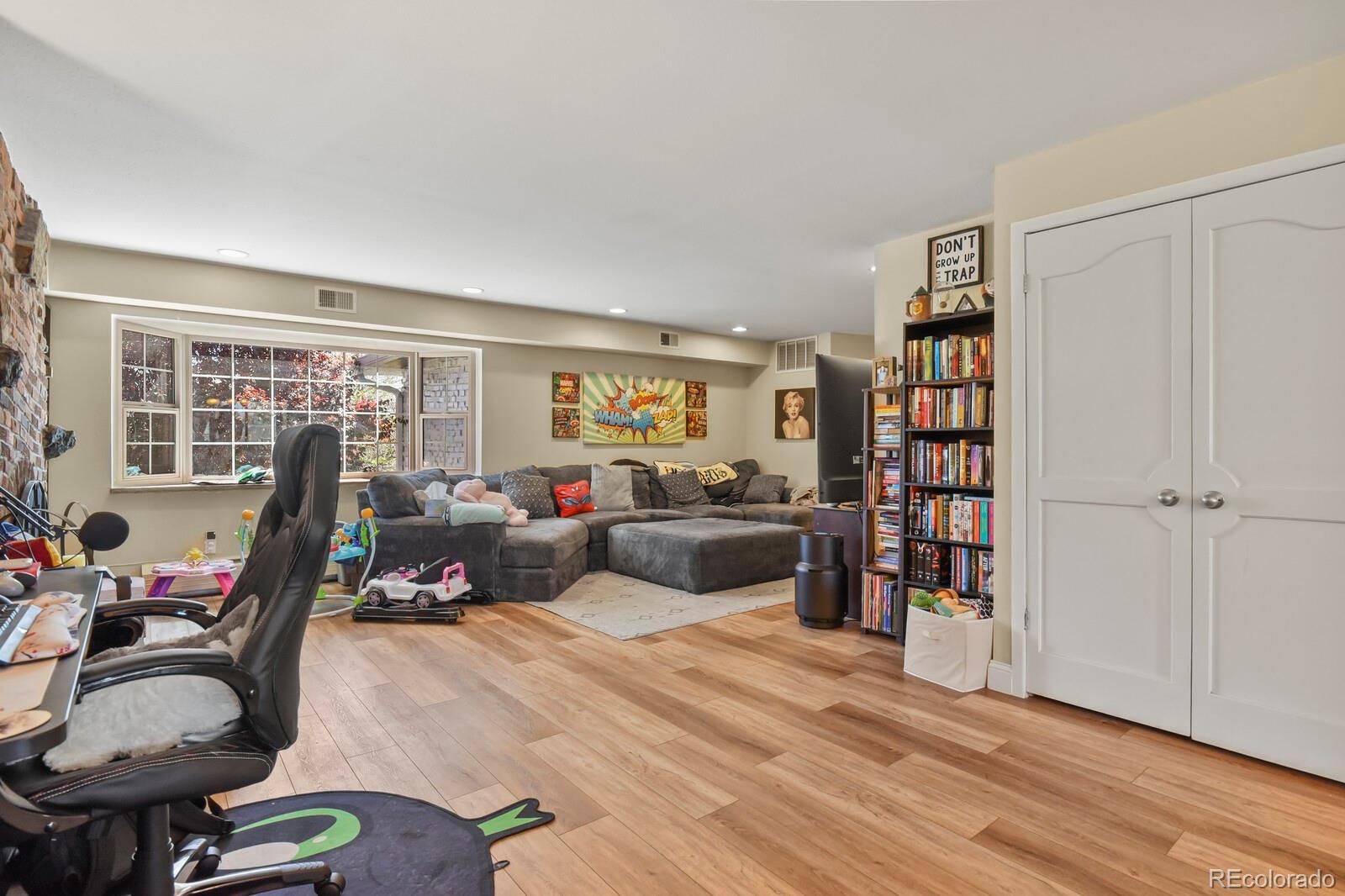 MLS Image #11 for 5751 e ithaca place 4,denver, Colorado