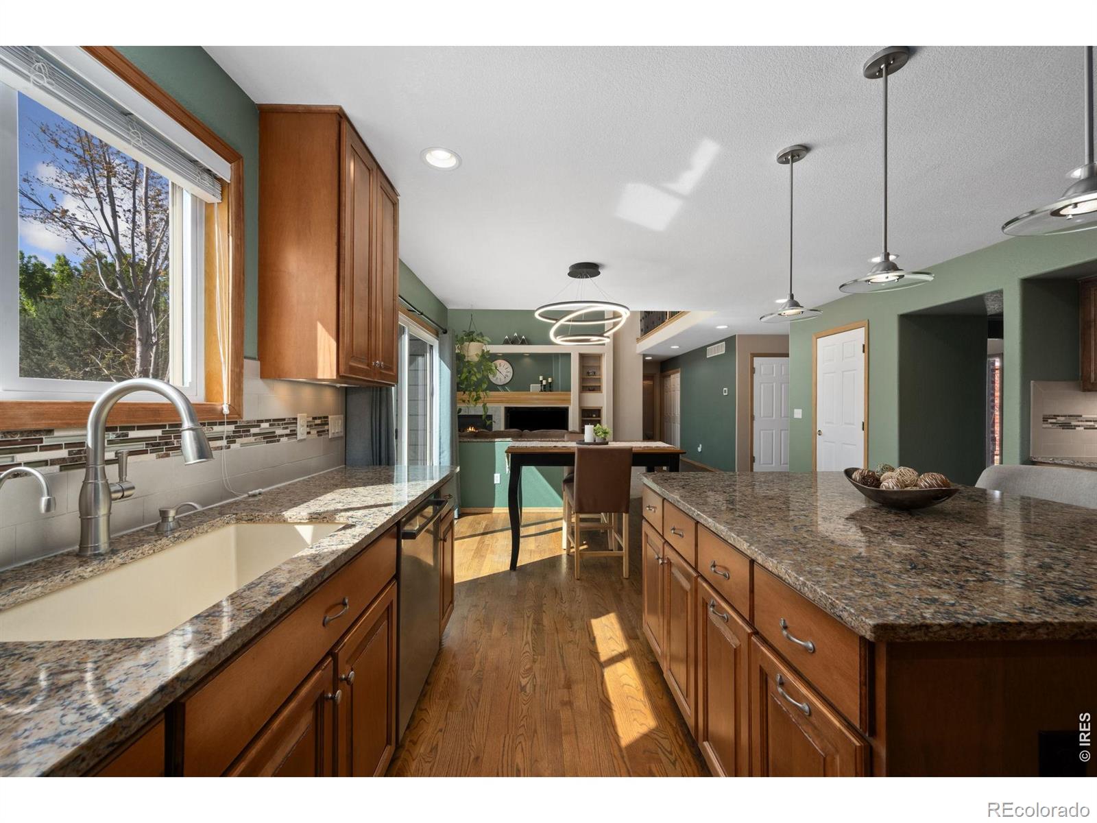 MLS Image #15 for 1410  wildrose drive,longmont, Colorado
