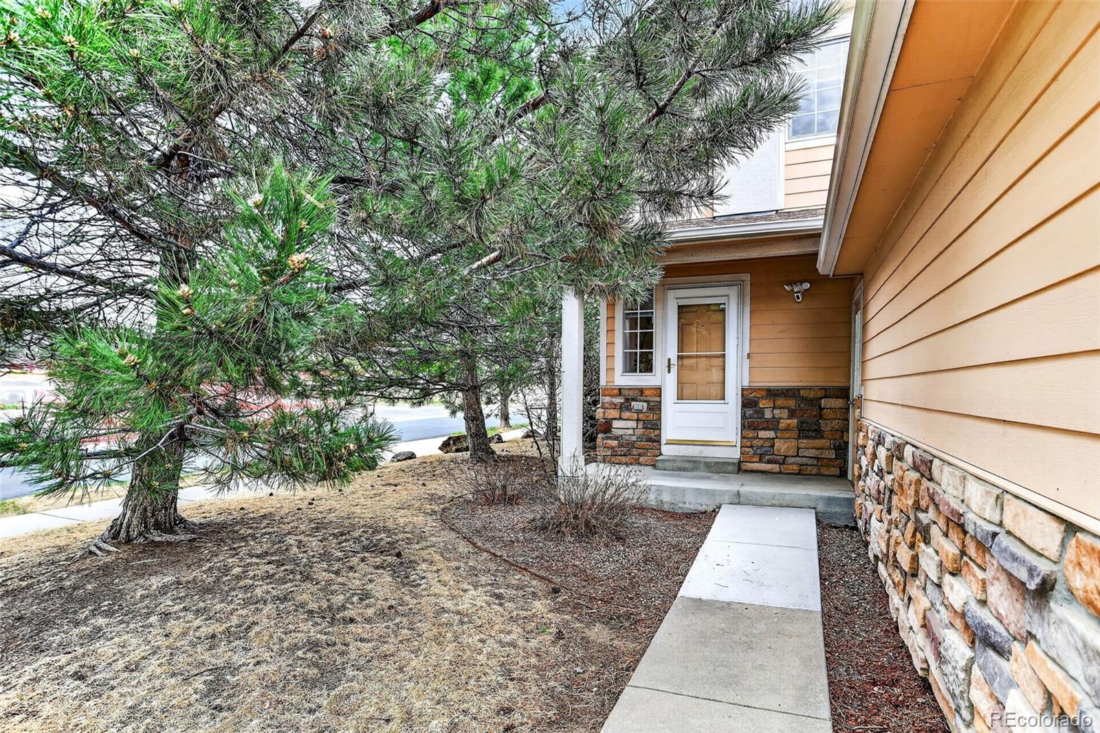 MLS Image #1 for 792  gateway circle,lafayette, Colorado