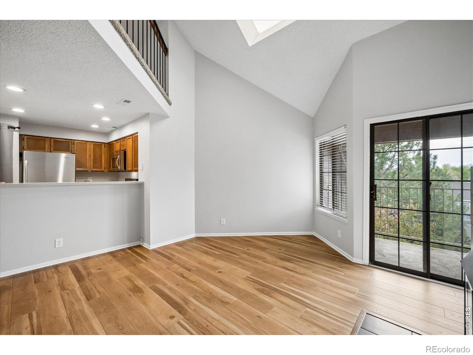 MLS Image #11 for 846 s vance street f,lakewood, Colorado