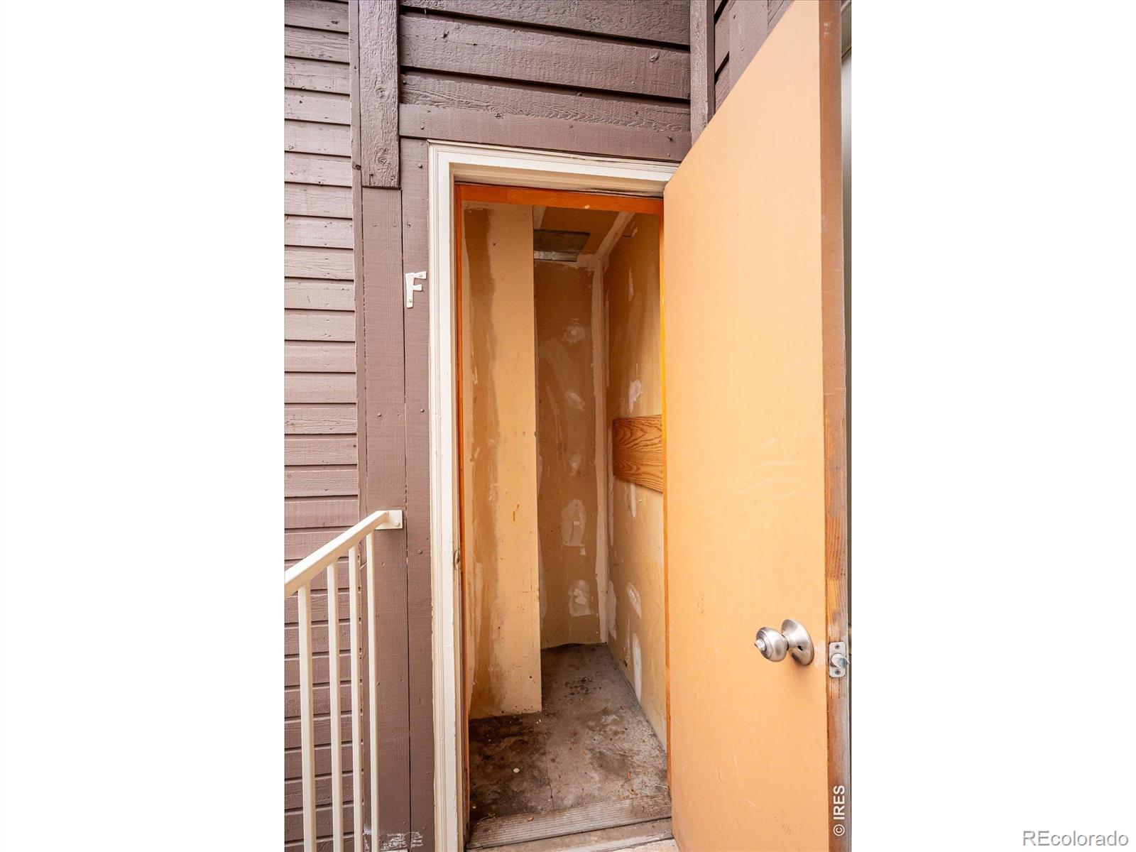 MLS Image #27 for 846 s vance street f,lakewood, Colorado